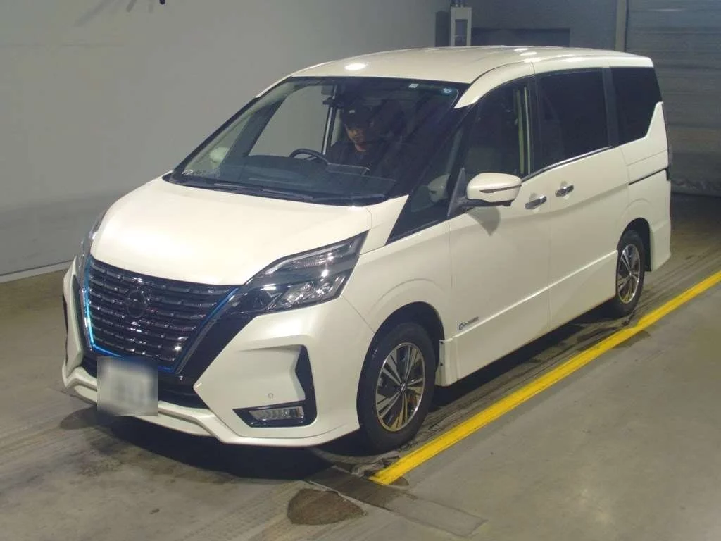 NISSAN SERENA E- POWER HIGHWAY STAR V